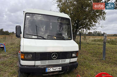 Міський автобус Mercedes-Benz T2 1995 в Золочеві