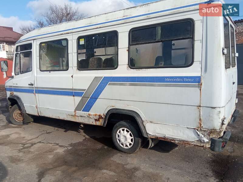 Мікроавтобус Mercedes-Benz T2 1996 в Рівному