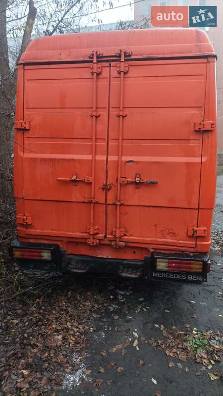 Грузовой фургон Mercedes-Benz T2 1994 в Харькове