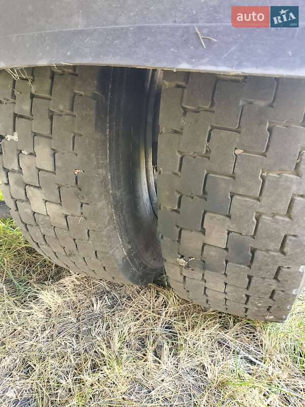 Грузовой фургон Mercedes-Benz T2 1995 в Кременчуге