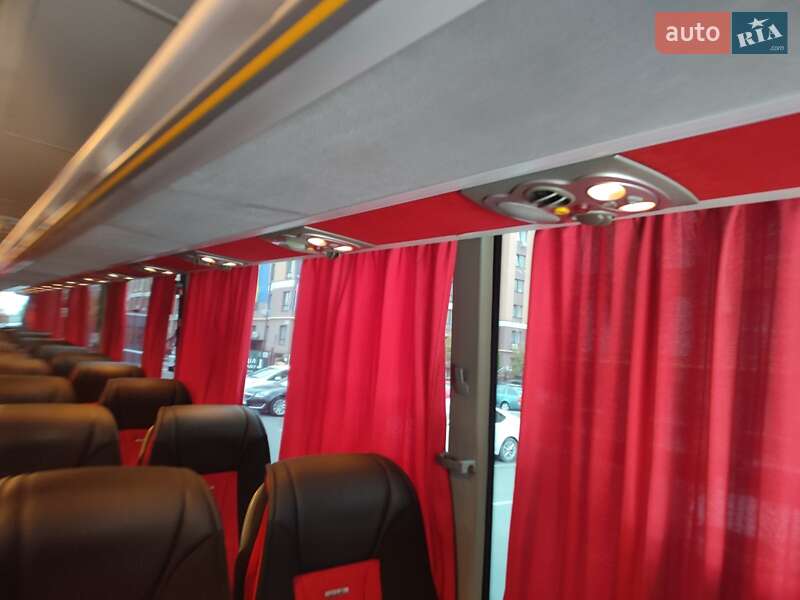 Туристичний / Міжміський автобус Mercedes-Benz Tourismo 2009 в Чернівцях