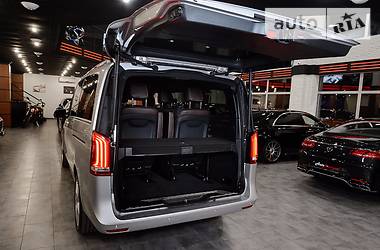 Мінівен Mercedes-Benz V-Class 2014 в 