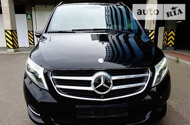 Минивэн Mercedes-Benz V-Class 2015 в Киеве