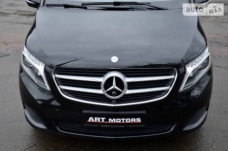 Мінівен Mercedes-Benz V-Class 2015 в Києві