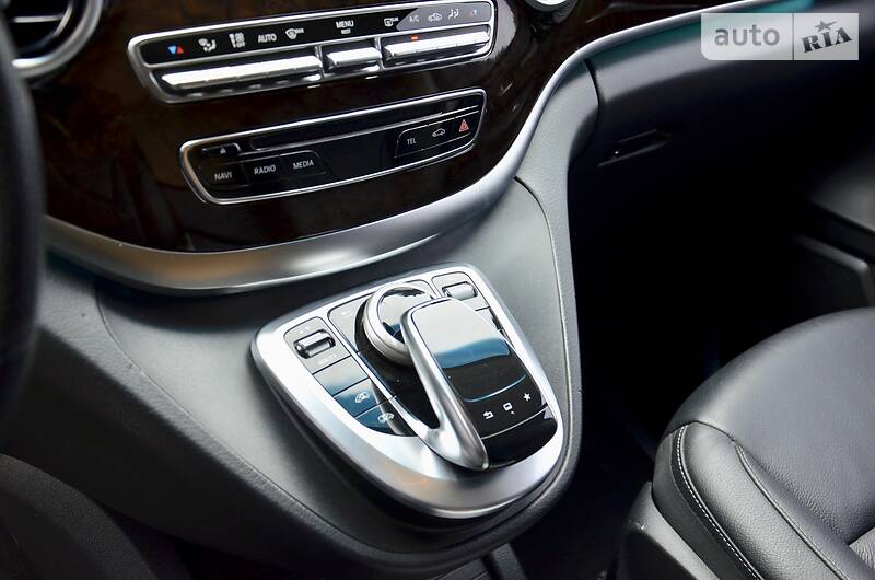 Мінівен Mercedes-Benz V-Class 2015 в Києві