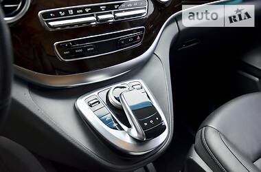 Минивэн Mercedes-Benz V-Class 2015 в 