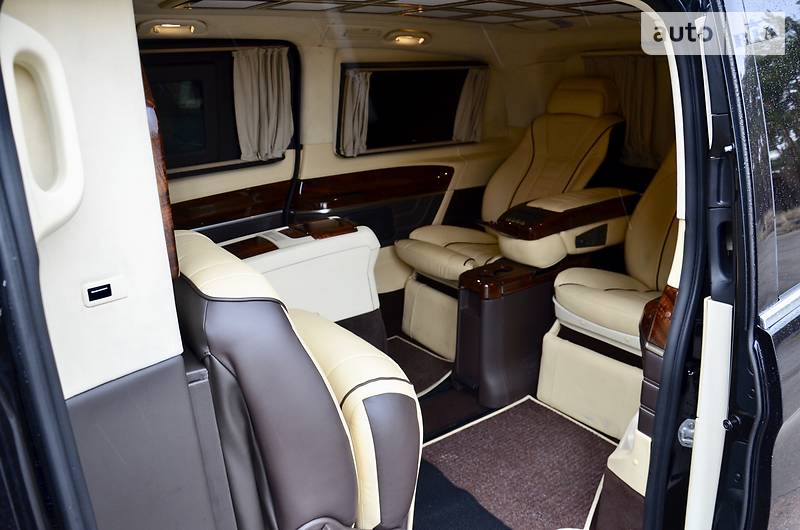Мінівен Mercedes-Benz V-Class 2015 в Києві