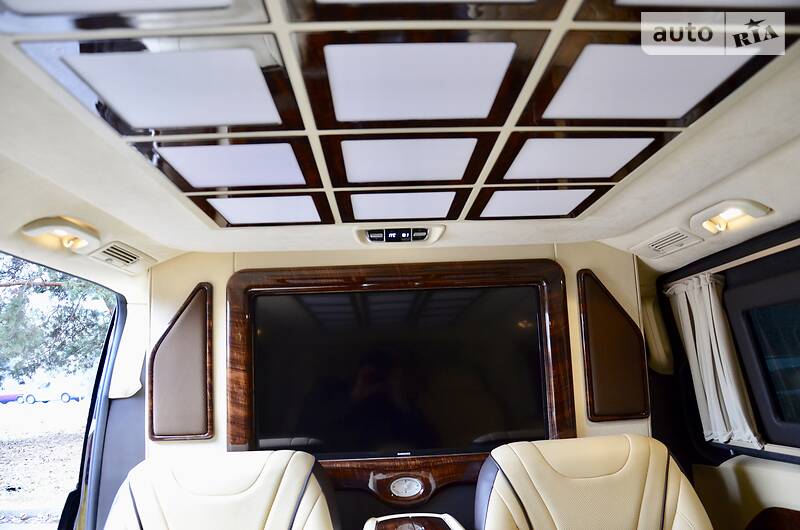 Мінівен Mercedes-Benz V-Class 2015 в Києві