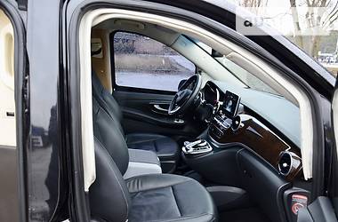 Минивэн Mercedes-Benz V-Class 2015 в 