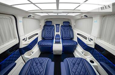 Мінівен Mercedes-Benz V-Class 2019 в 