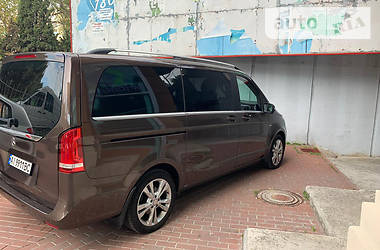 Mercedes-Benz V-Class 2015