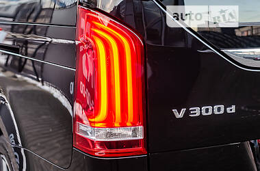 Минивэн Mercedes-Benz V-Class 2019 в 