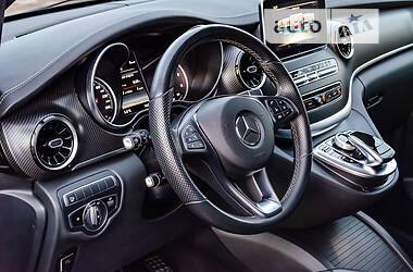 Минивэн Mercedes-Benz V-Class 2019 в 