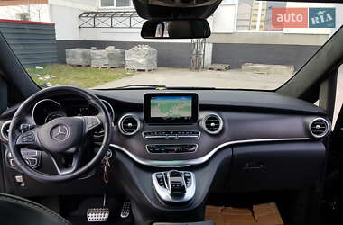 Минивэн Mercedes-Benz V-Class 2018 в 
