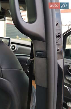 Минивэн Mercedes-Benz V-Class 2018 в 