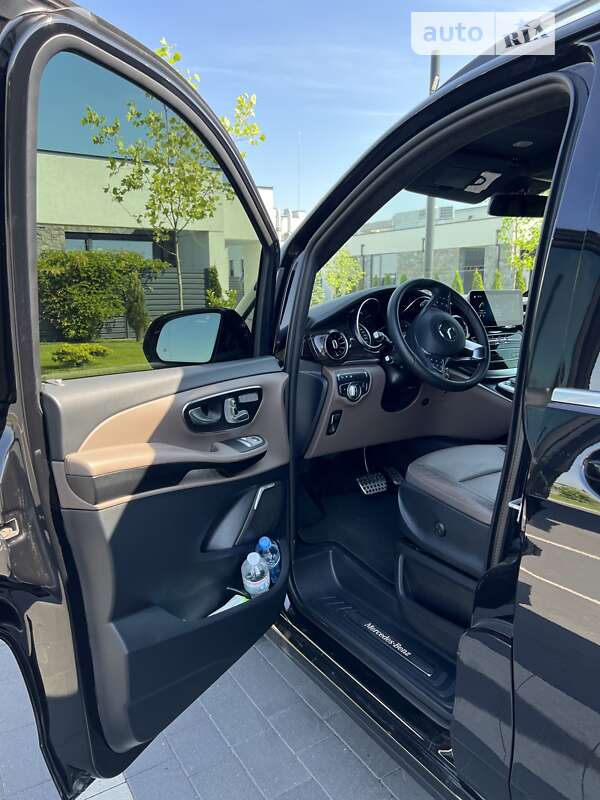 Мінівен Mercedes-Benz V-Class 2021 в Мукачевому
