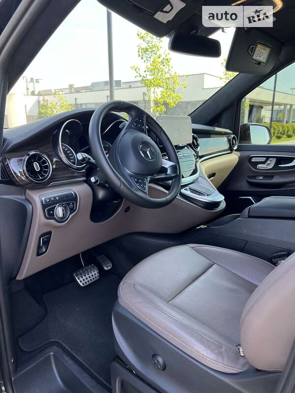 Мінівен Mercedes-Benz V-Class 2021 в Мукачевому