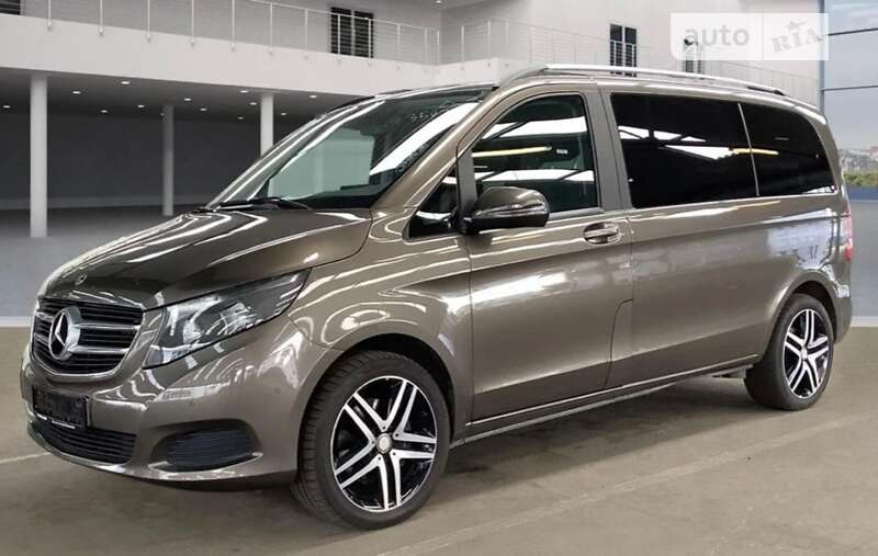 Минивэн Mercedes-Benz V-Class 2017 в Одессе