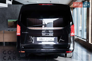 Минивэн Mercedes-Benz V-Class 2016 в 
