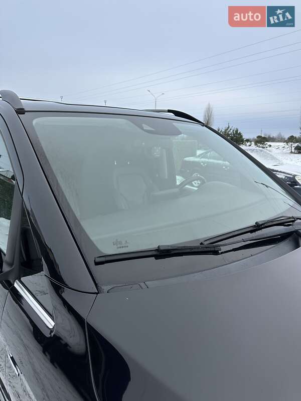 Минивэн Mercedes-Benz V-Class 2015 в Вараше фото 21 Минивэн Mercedes-Benz V-Class 2015 в Вараше