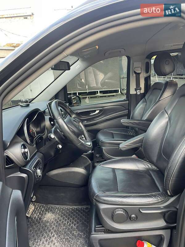 Минивэн Mercedes-Benz V-Class 2016 в Хмельницком