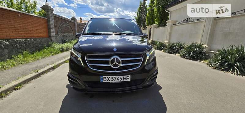 Минивэн Mercedes-Benz V-Class 2014 в Киеве