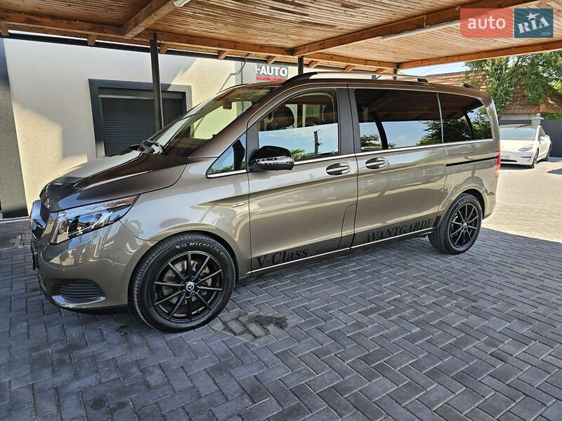 Минивэн Mercedes-Benz V-Class 2015 в Коломые