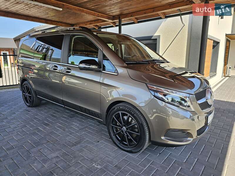 Минивэн Mercedes-Benz V-Class 2015 в Коломые
