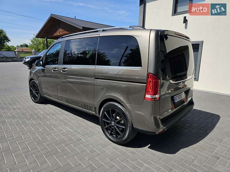 Минивэн Mercedes-Benz V-Class 2015 в Коломые