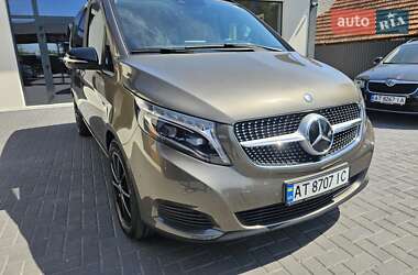 Минивэн Mercedes-Benz V-Class 2015 в 