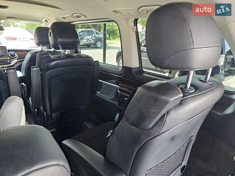 Минивэн Mercedes-Benz V-Class 2015 в Коломые