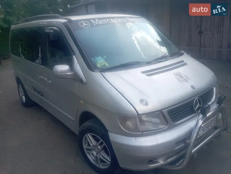 Mercedes-Benz V-Class