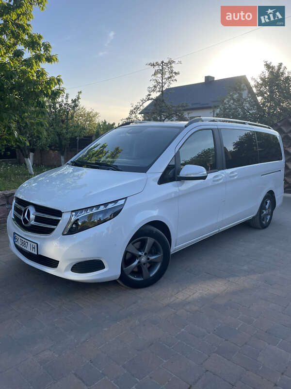 Минивэн Mercedes-Benz V-Class 2015 в Ровно