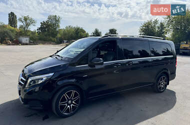 Mercedes-Benz V-Class 2017 Mercedes-Benz V-Class 2017