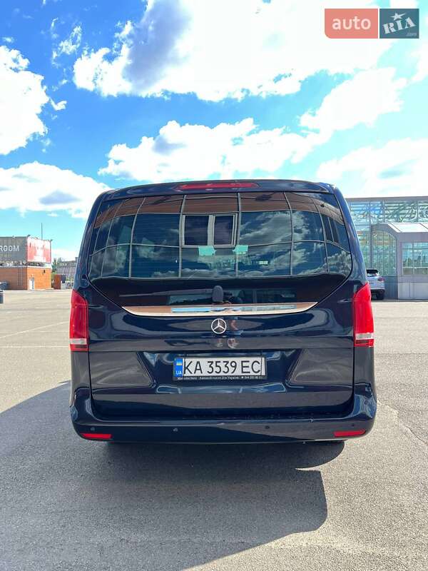 Минивэн Mercedes-Benz V-Class 2021 в Киеве