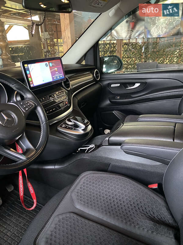 Мінівен Mercedes-Benz V-Class 2017 в Житомирі фото 36 Мінівен Mercedes-Benz V-Class 2017 в Житомирі