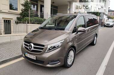 Mercedes-Benz V-Class 2017 Mercedes-Benz V-Class 2017