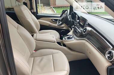 Минивэн Mercedes-Benz V-Class 2017 в 