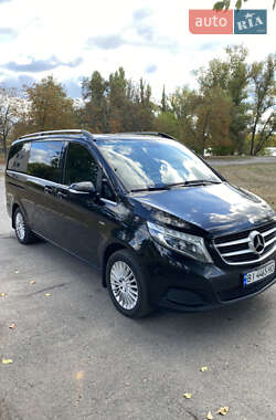 Mercedes-Benz V-Class 2016 Mercedes-Benz V-Class 2016