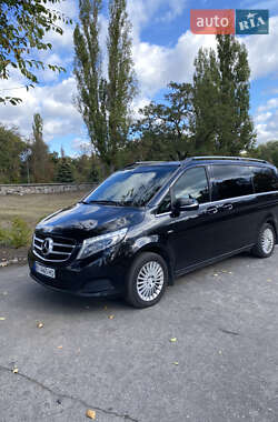 Мінівен Mercedes-Benz V-Class 2016 в 