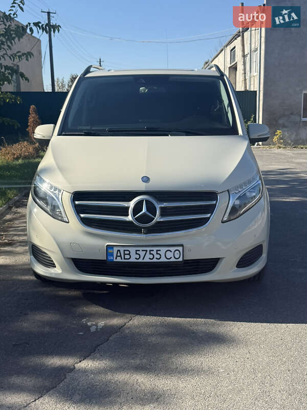 Минивэн Mercedes-Benz V-Class 2016 в Ильинцах