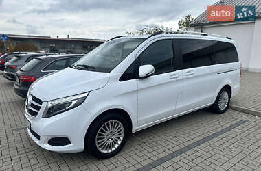 Минивэн Mercedes-Benz V-Class 2016 в 