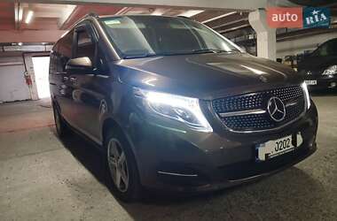 Минивэн Mercedes-Benz V-Class 2015 в Киеве