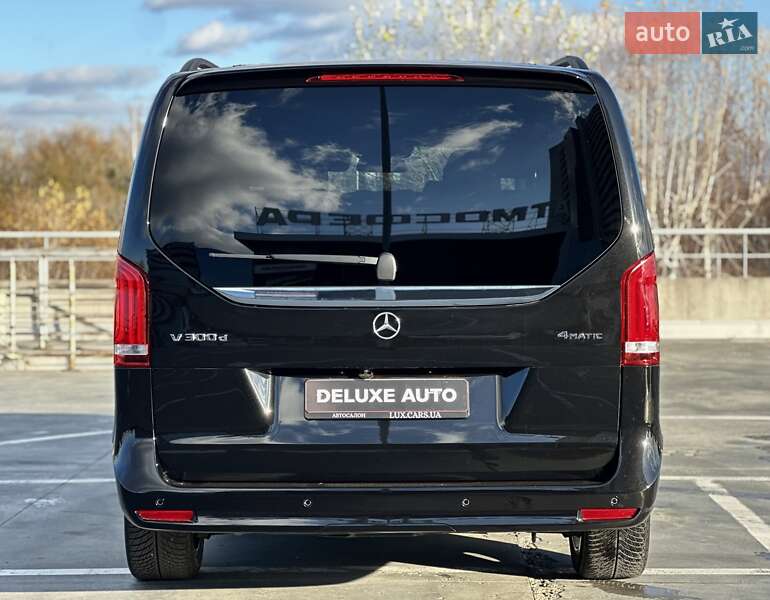 Мінівен Mercedes-Benz V-Class 2022 в Києві