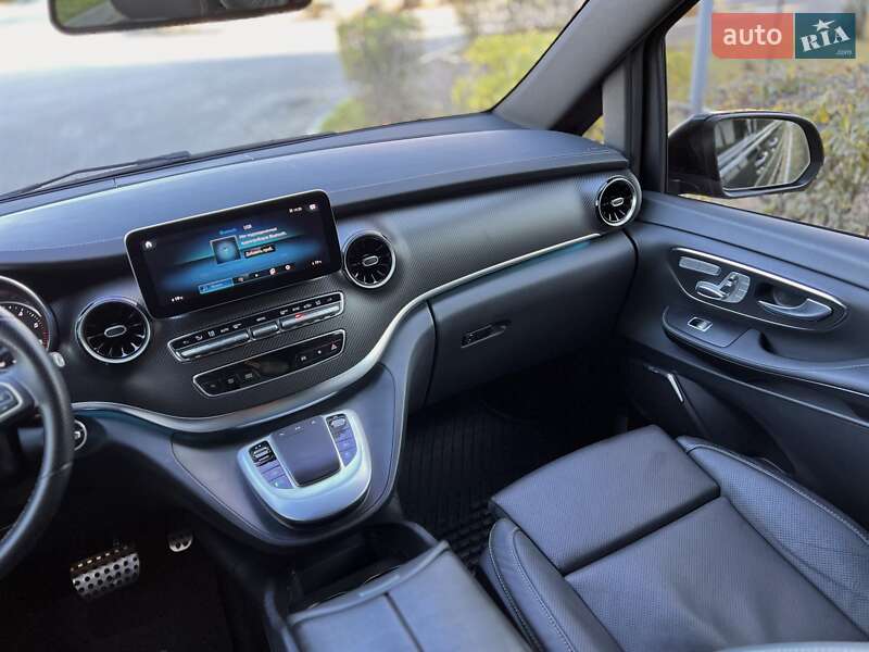 Минивэн Mercedes-Benz V-Class 2022 в Одессе