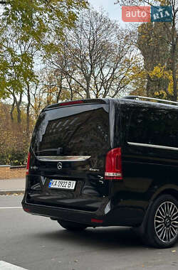 Минивэн Mercedes-Benz V-Class 2016 в 