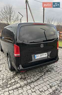 Минивэн Mercedes-Benz V-Class 2016 в 