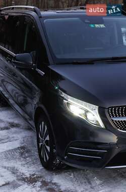 Мінівен Mercedes-Benz V-Class 2021 в 