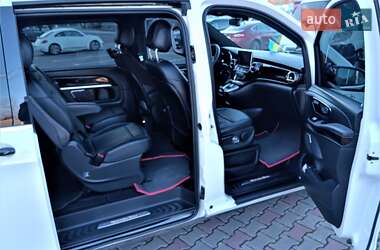 Минивэн Mercedes-Benz V-Class 2015 в 