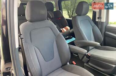 Минивэн Mercedes-Benz V-Class 2017 в 